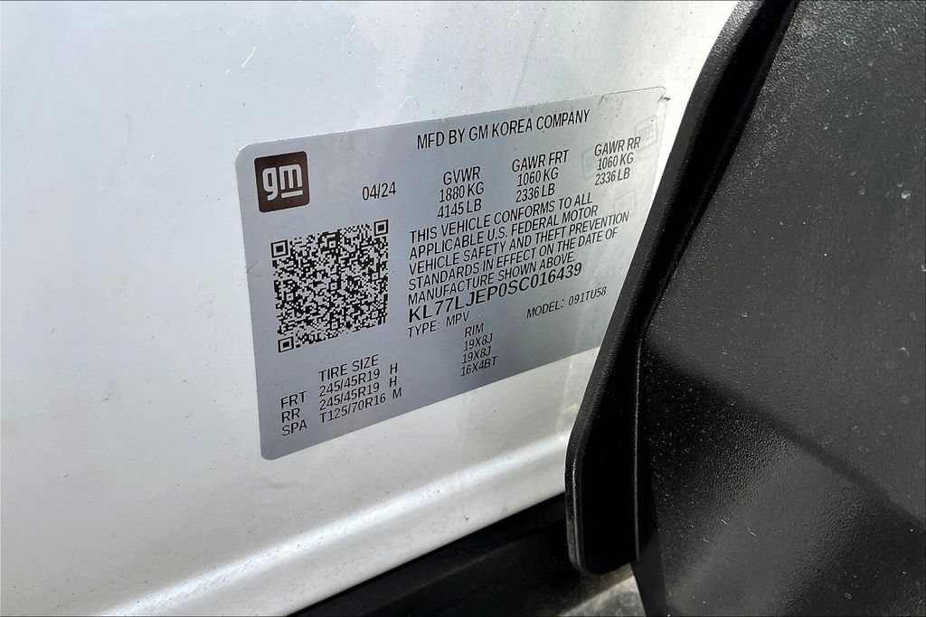 Used 2025 Chevrolet Trax RS w/ Driver Confidence Package FWD image 32