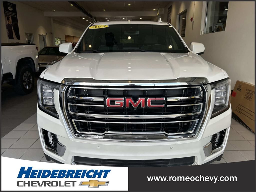 Certified 2023 GMC Yukon SLT w/ SLT Luxury Package AWD/4WD image 42