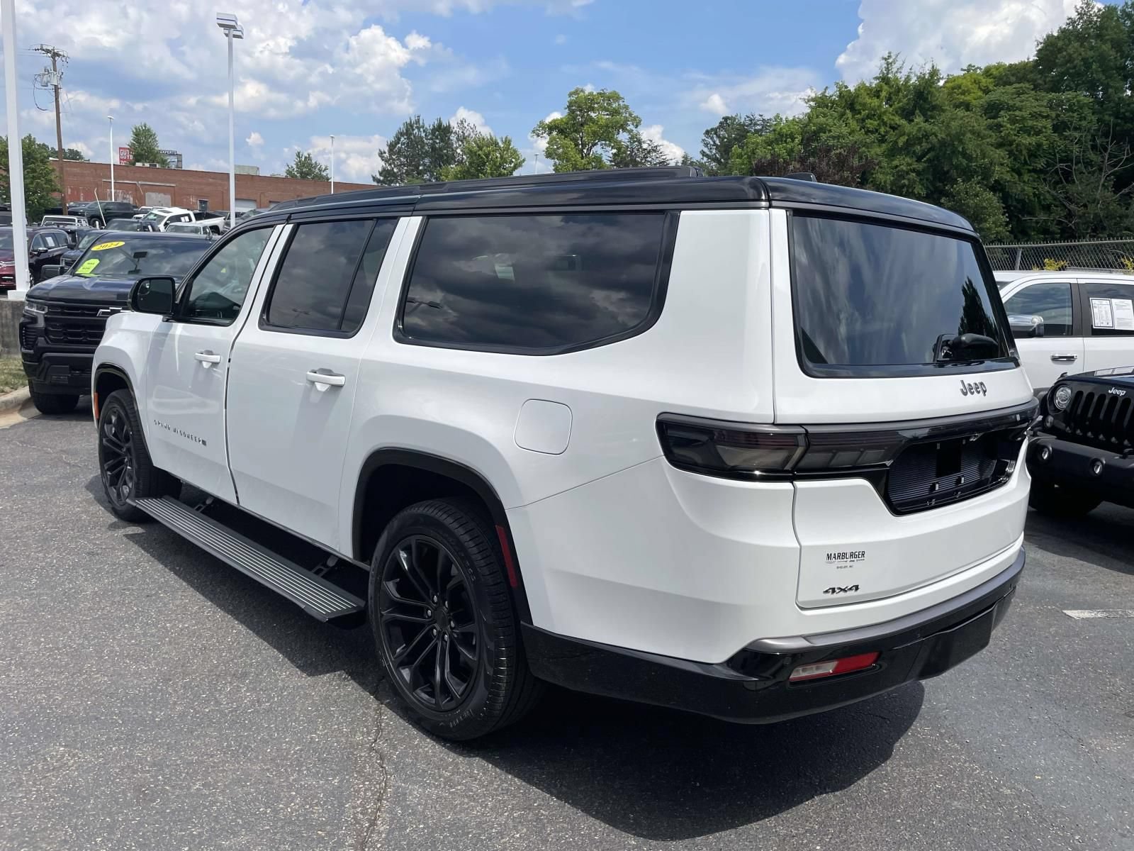 New 2026 Jeep Grand Wagoneer L Summit AWD/4WD image 5