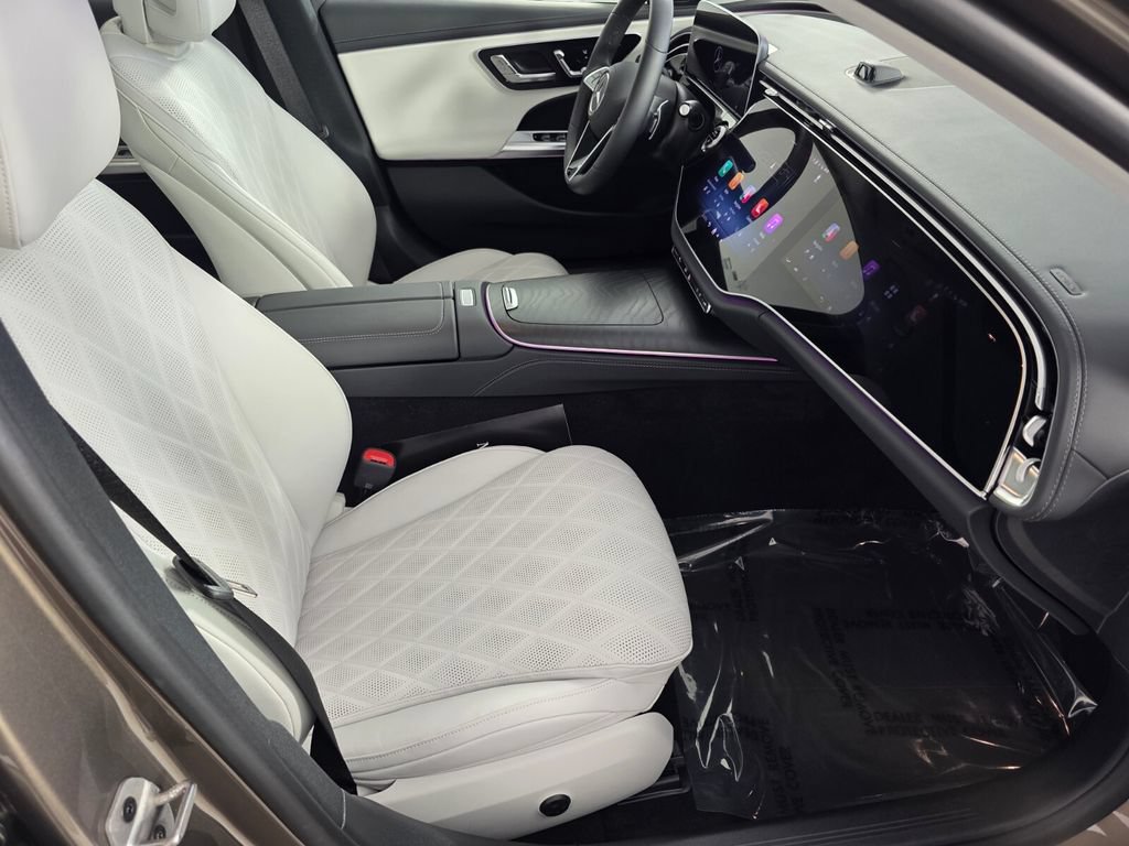 Certified 2025 Mercedes-Benz E 450 4MATIC Sedan image 28