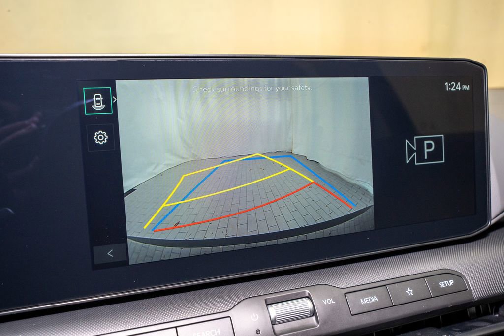 New 2025 Kia K4 LXS image 14