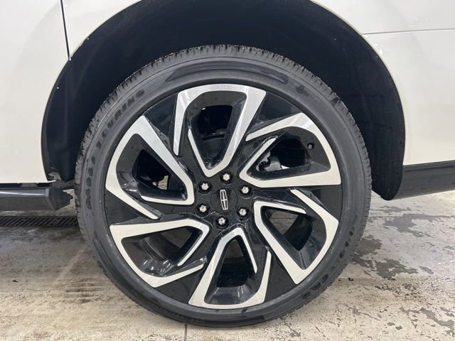 New 2026 Lincoln Navigator L Reserve image 8