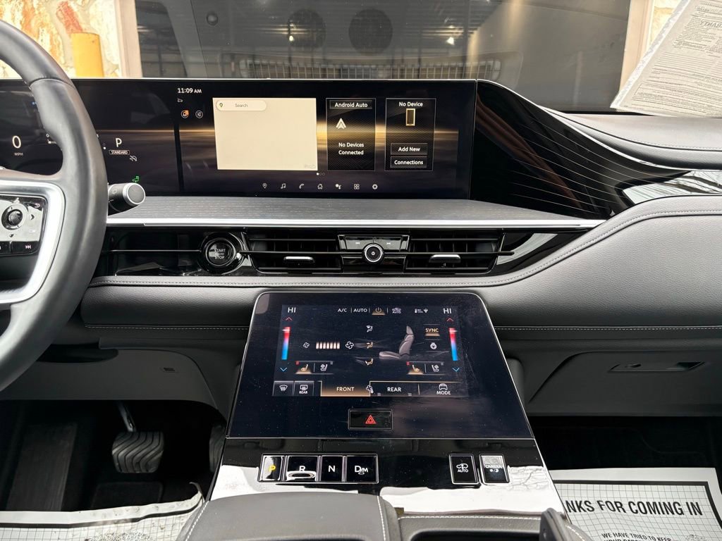 Used 2025 INFINITI QX80 Sensory image 36