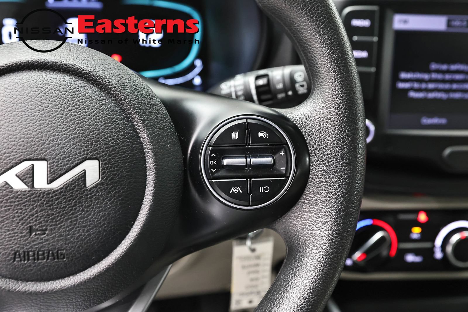 Used 2023 Kia Soul LX FWD image 16