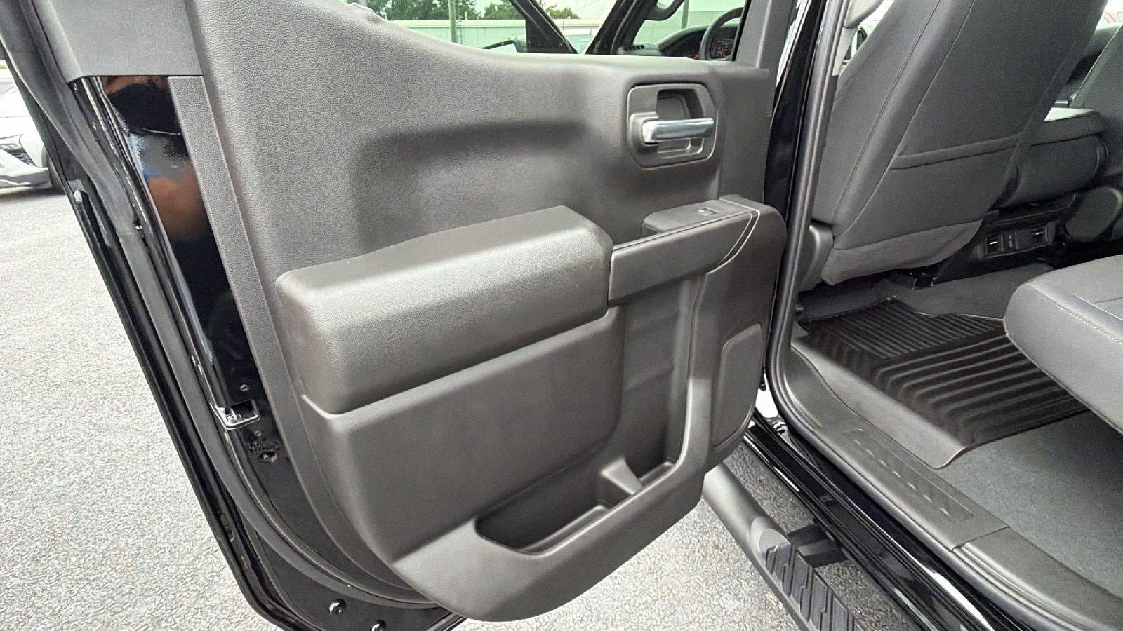 New 2026 Chevrolet Silverado 1500 Custom w/ Turbomax Blackout Package RWD image 15