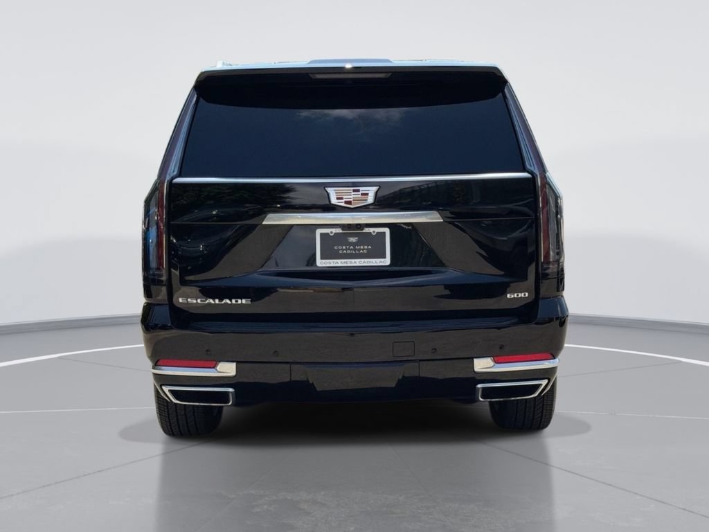 Certified 2026 Cadillac Escalade ESV Luxury RWD image 4