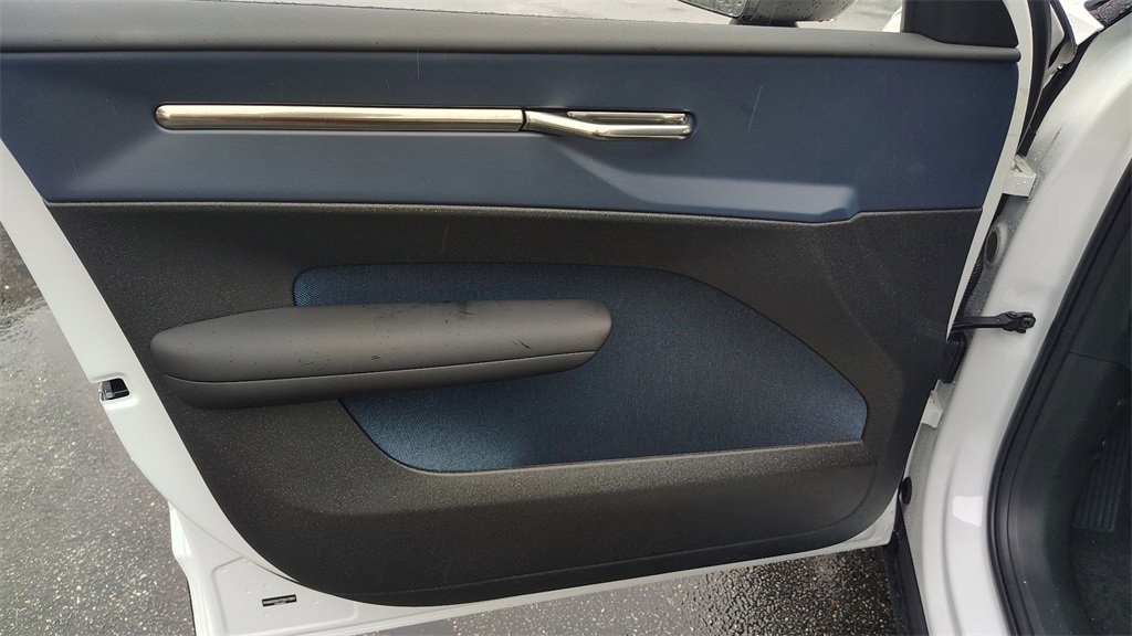 New 2026 Volvo EX30 Plus image 8