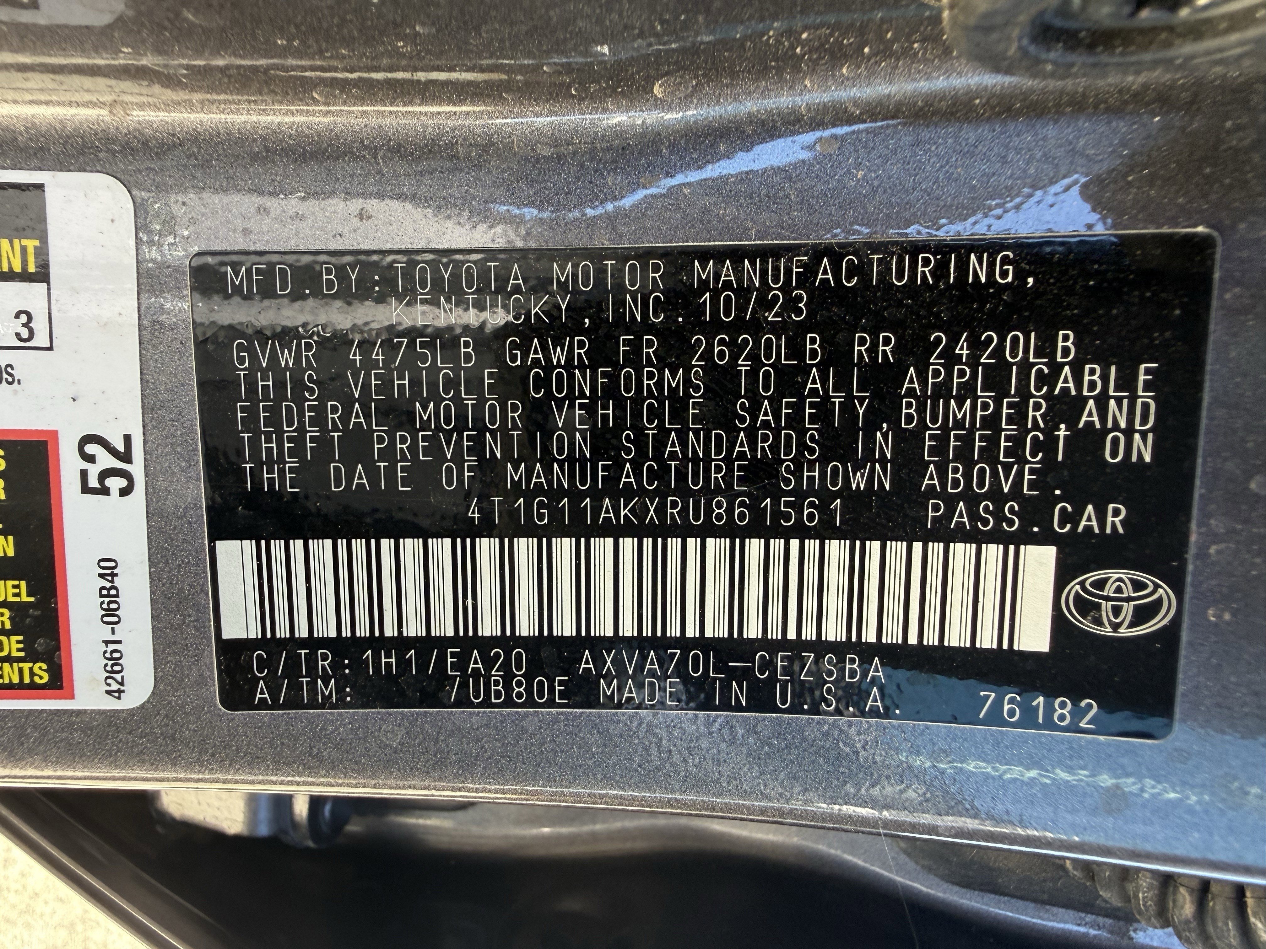 Used 2024 Toyota Camry SE image 32