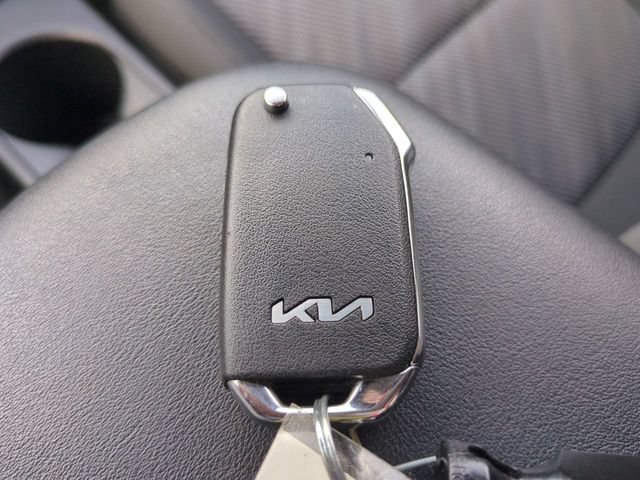 Used 2026 Kia Seltos LX FWD image 26