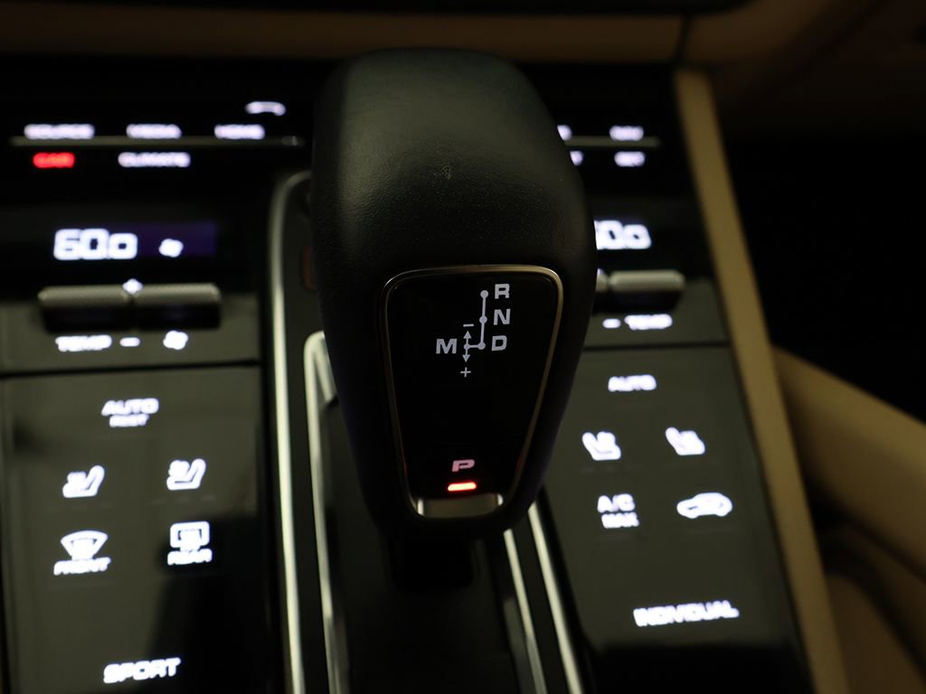 Used 2023 Porsche Cayenne AWD/4WD image 58