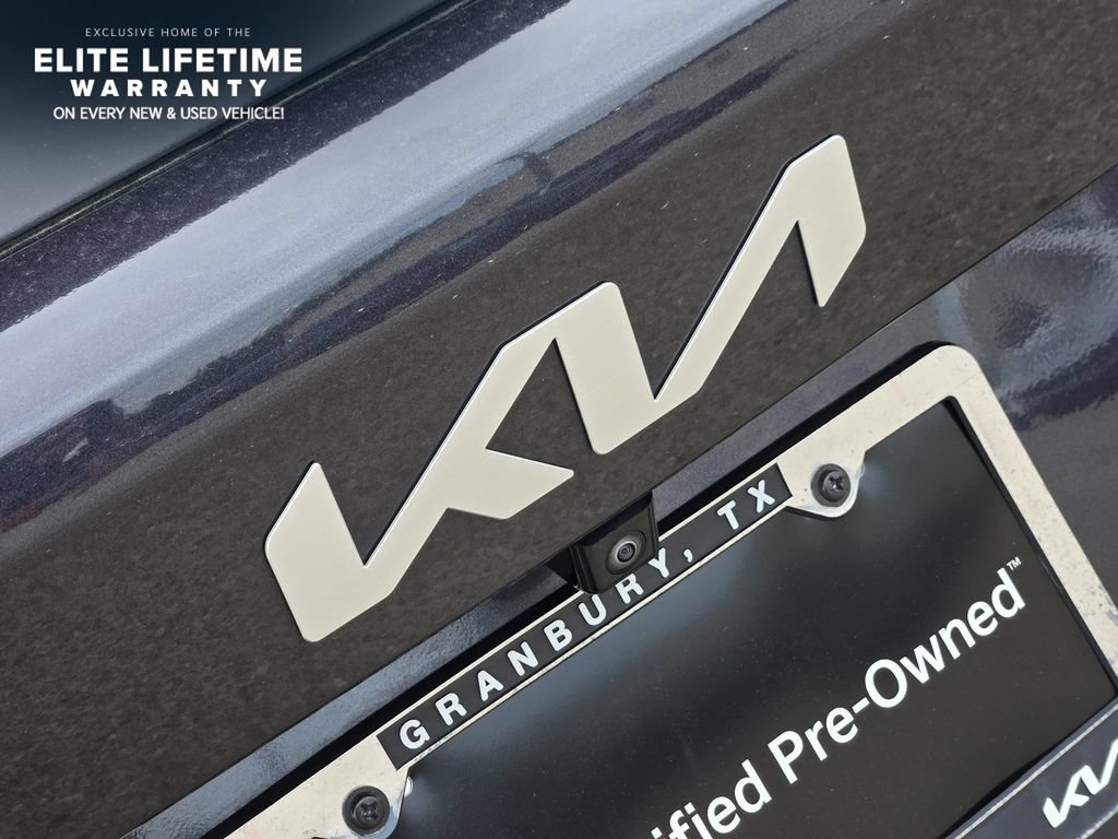 Certified 2025 Kia Sorento EX FWD image 9