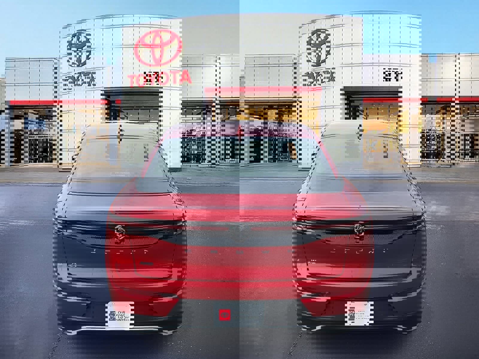 Used 2023 Toyota Crown XLE image 6