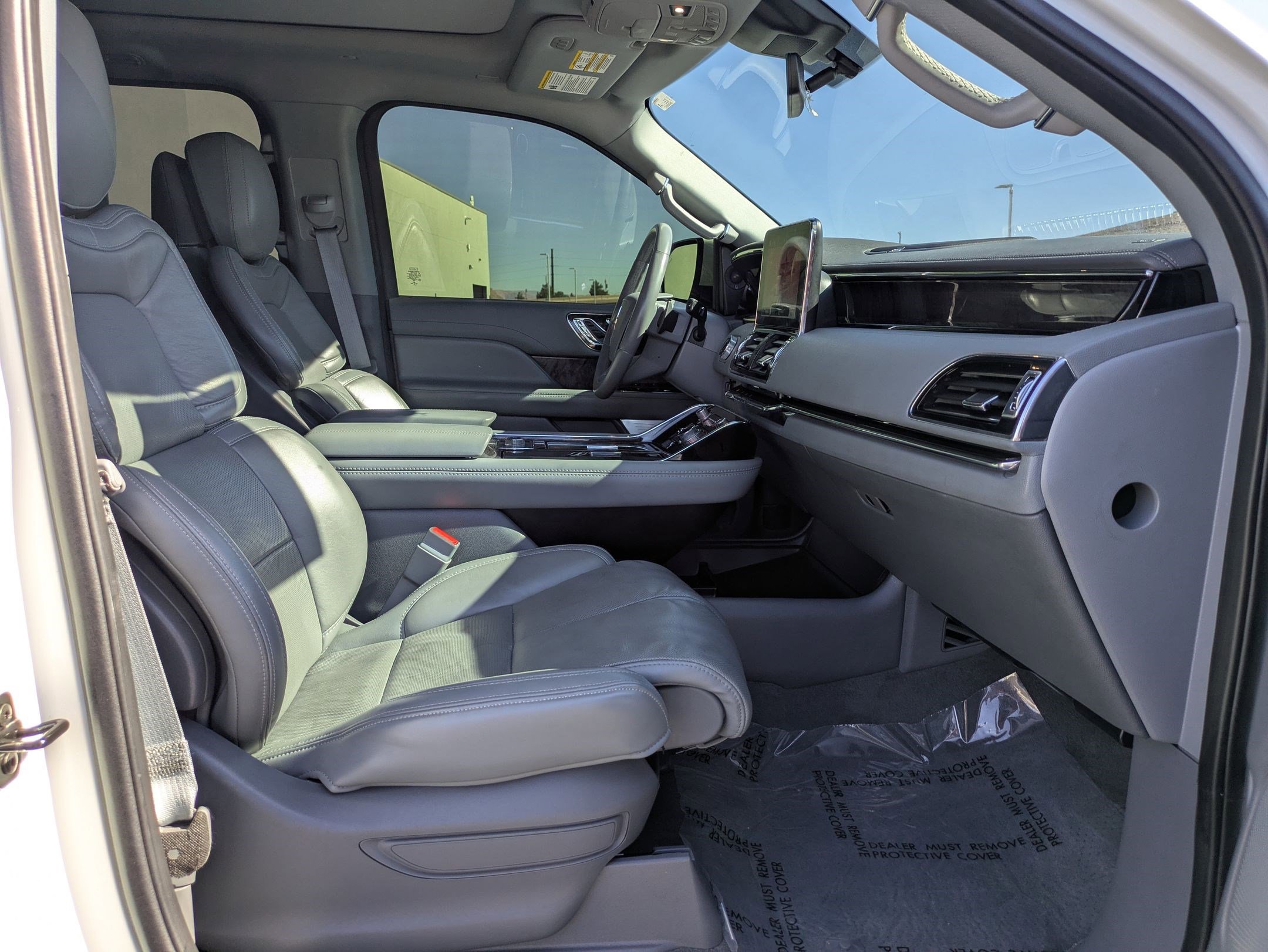 Used 2021 Lincoln Navigator Reserve image 32