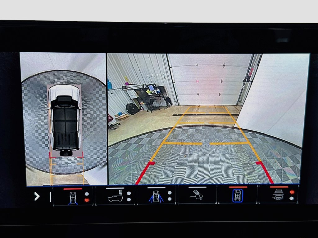 Used 2024 GMC Hummer EV 2X w/ Extreme Off-Road Package AWD/4WD image 14