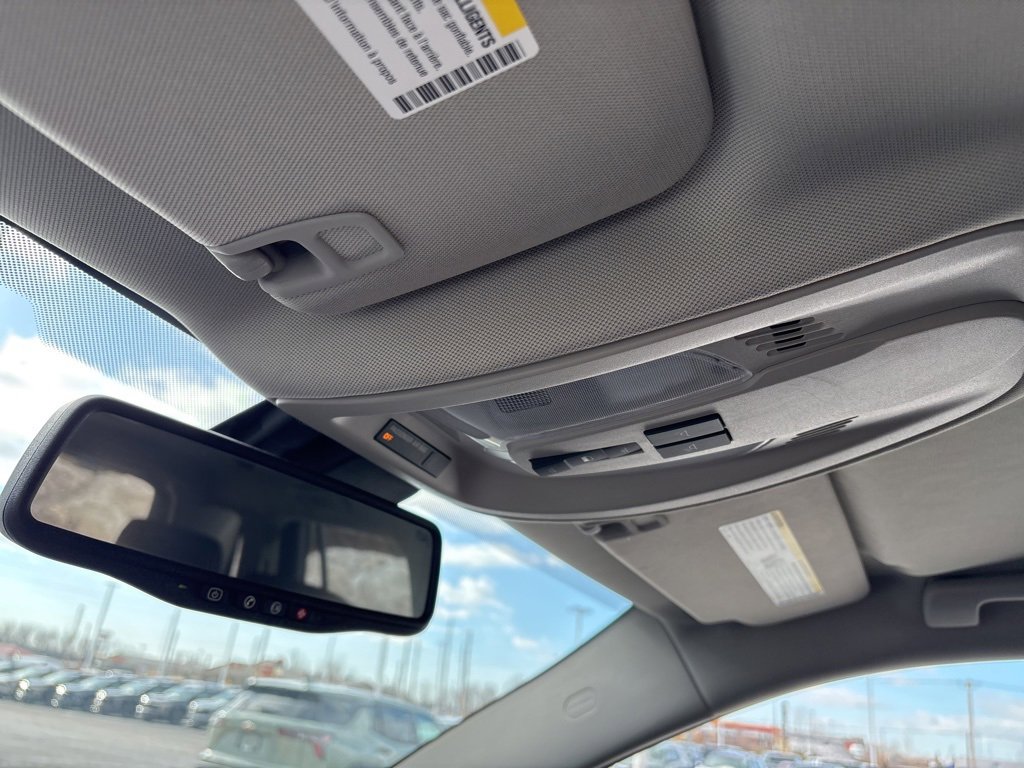 Used 2010 GMC Terrain SLE image 18