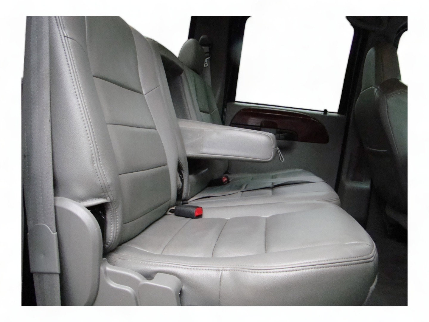 Used 2005 Ford F250 Lariat image 17