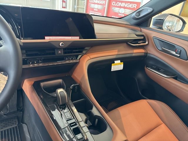 New 2026 Toyota Crown Signia AWD/4WD image 11