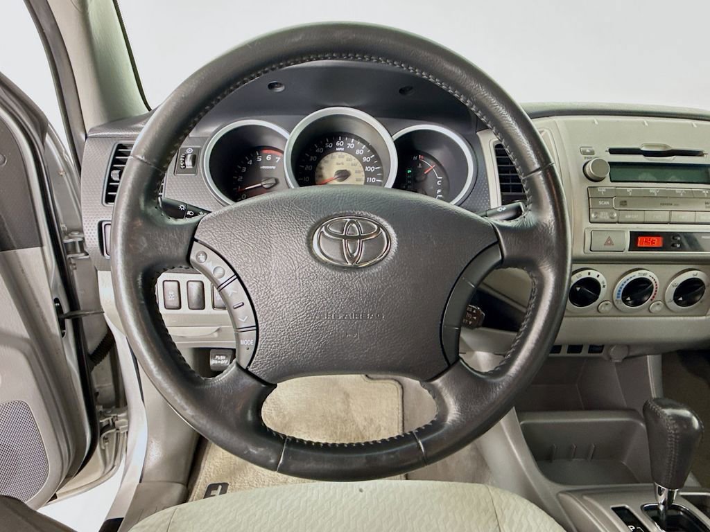 Used 2010 Toyota Tacoma PreRunner RWD image 13