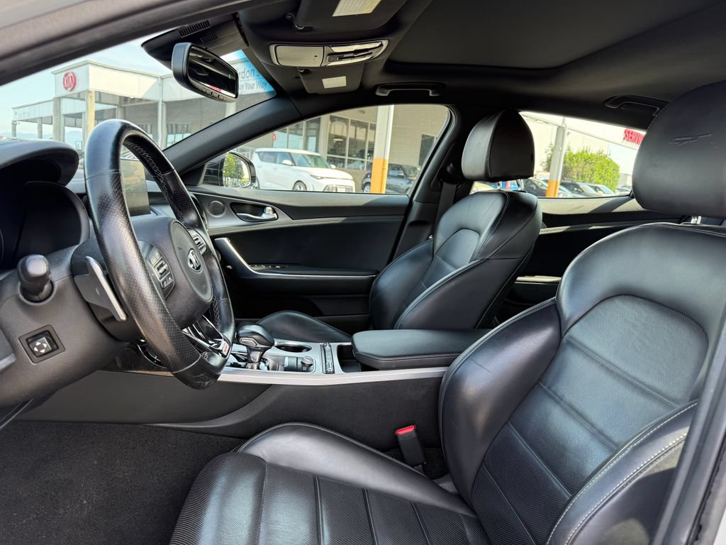 Used 2020 Kia Stinger GT2 AWD/4WD image 16