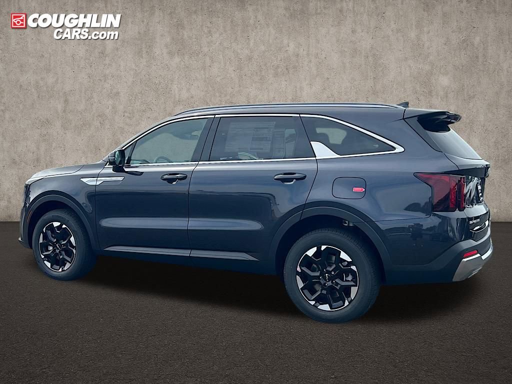 New 2025 Kia Sorento S image 9