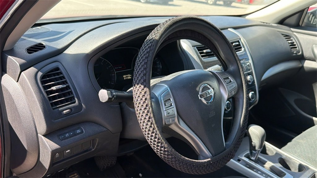 Used 2015 Nissan Altima 2.5 S w/ Power Driver Seat Package image 12