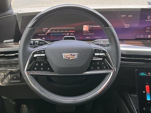 New 2025 Cadillac Escalade ESV Premium Luxury AWD/4WD image 12