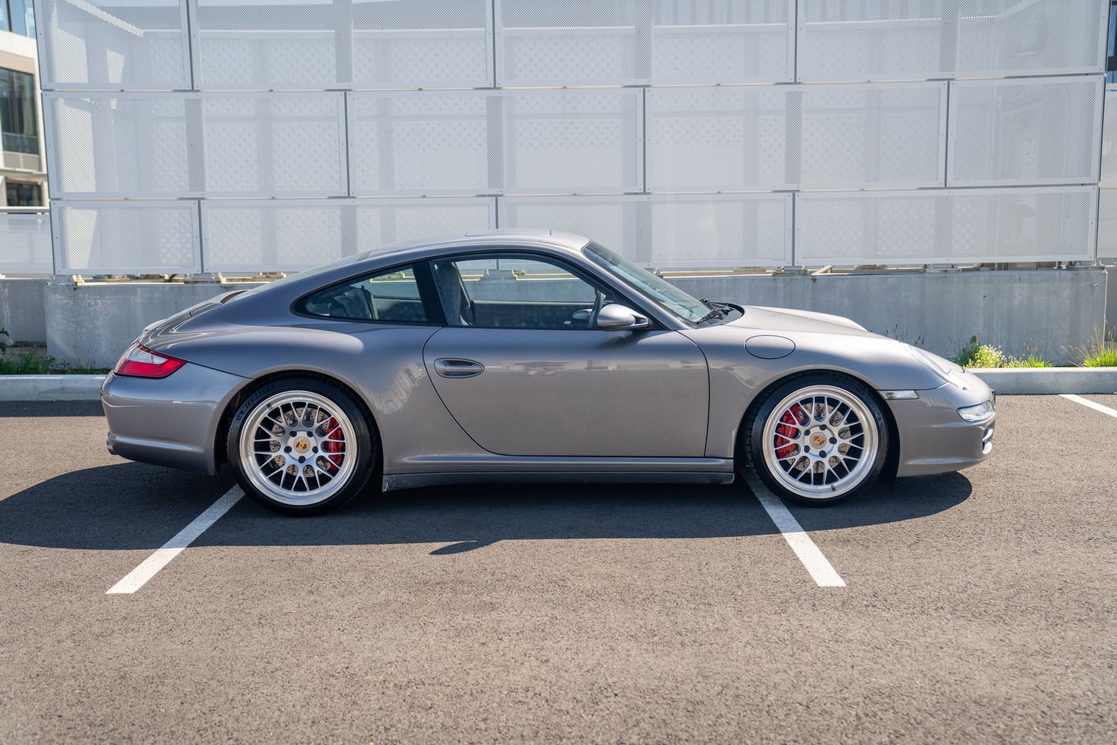Used 2006 Porsche 911 Carrera 4S AWD/4WD image 8