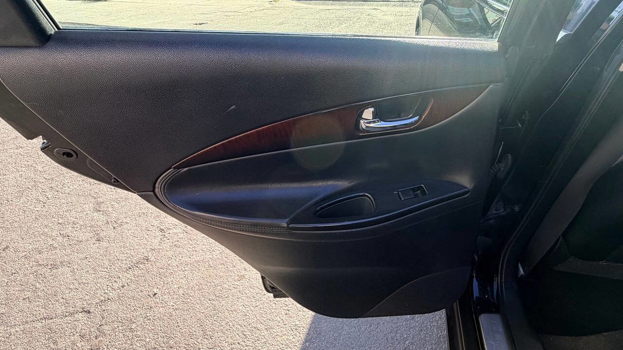 Used 2012 INFINITI EX35 Journey w/ Premium Pkg image 27