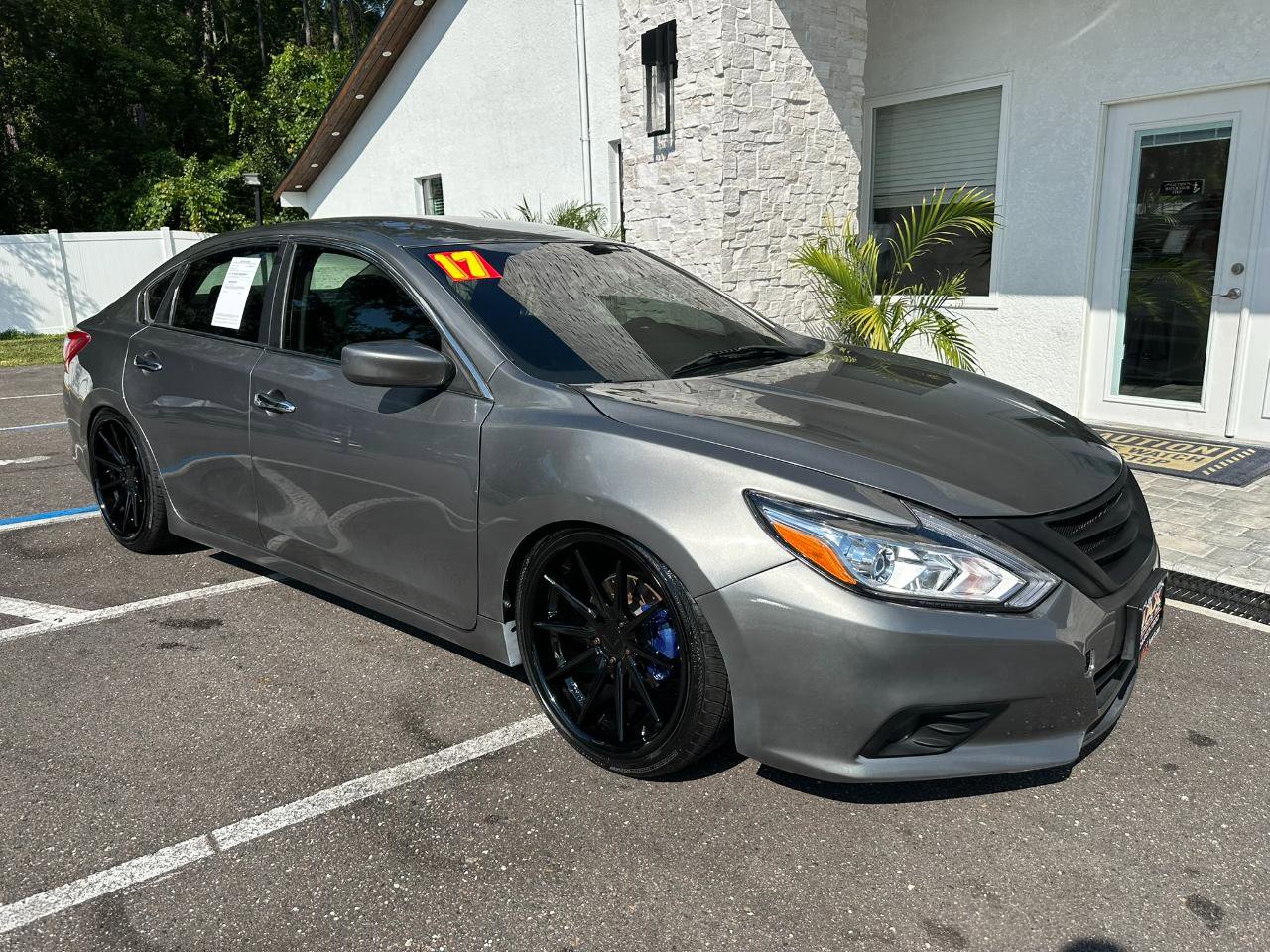 Used 2017 Nissan Altima 2.5 SV FWD image 19