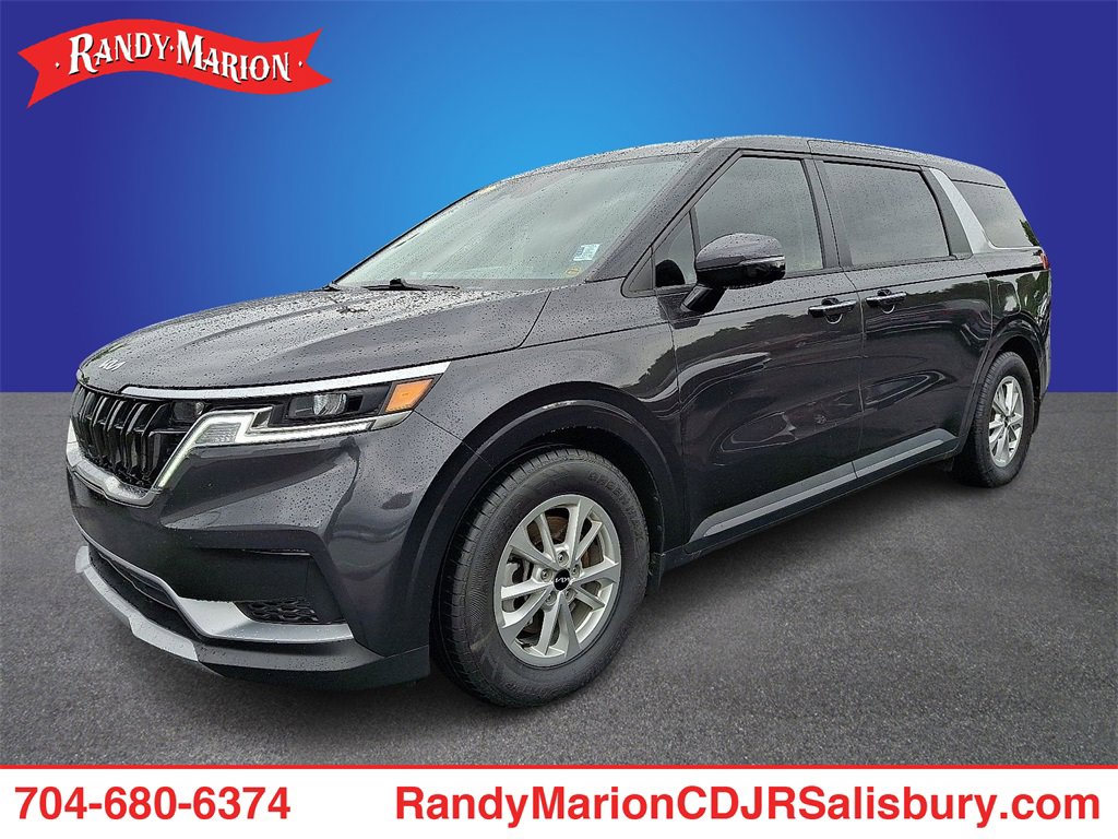 Used 2024 Kia Carnival LX