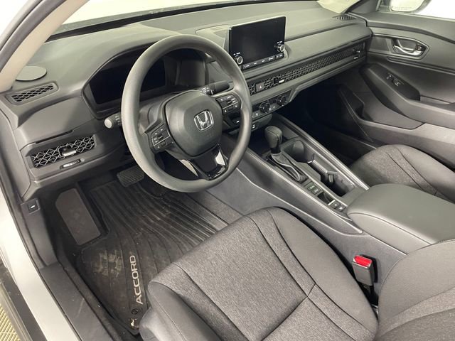 Certified 2025 Honda Accord SE image 3