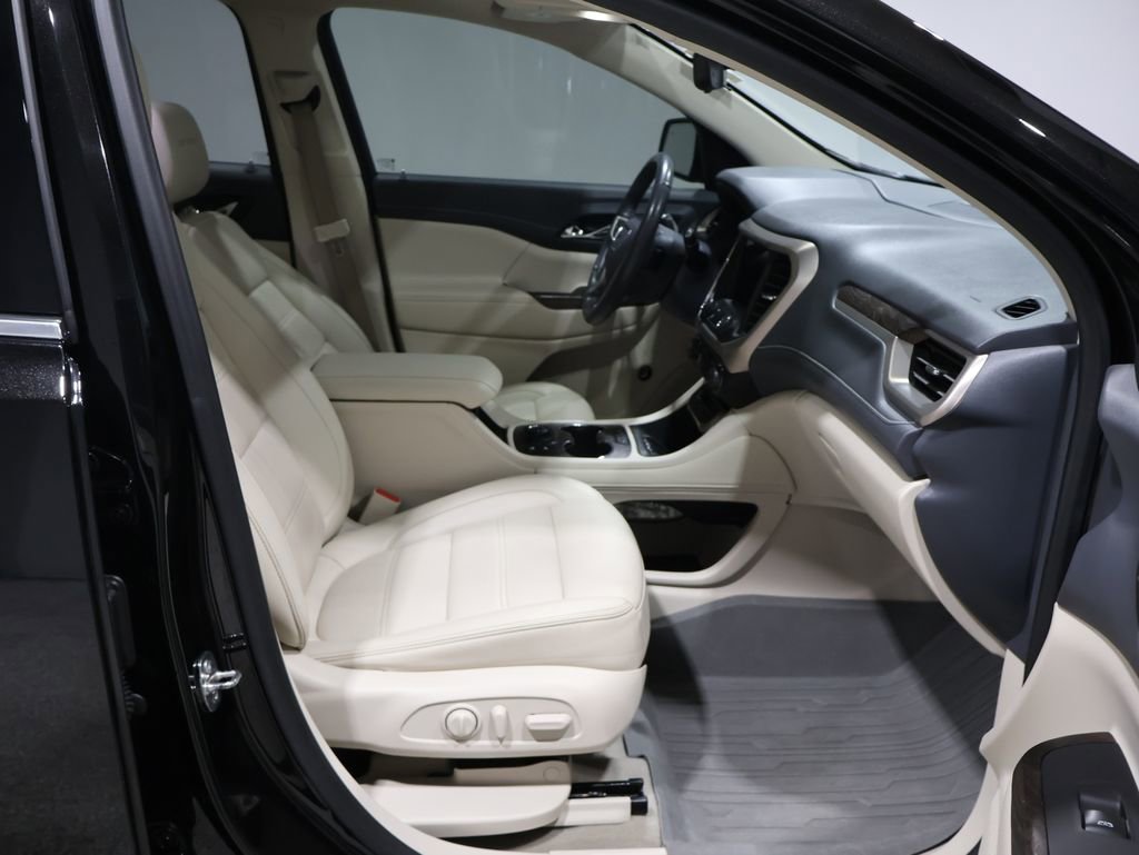 Used 2022 GMC Acadia Denali w/ Denali Ultimate Package image 27
