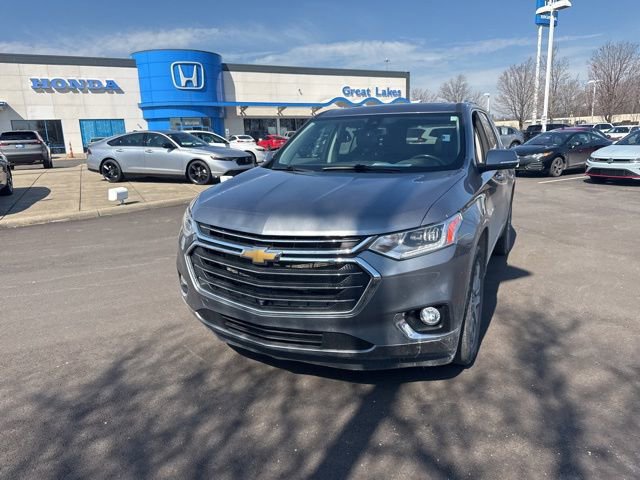 Used 2021 Chevrolet Traverse Premier image 2