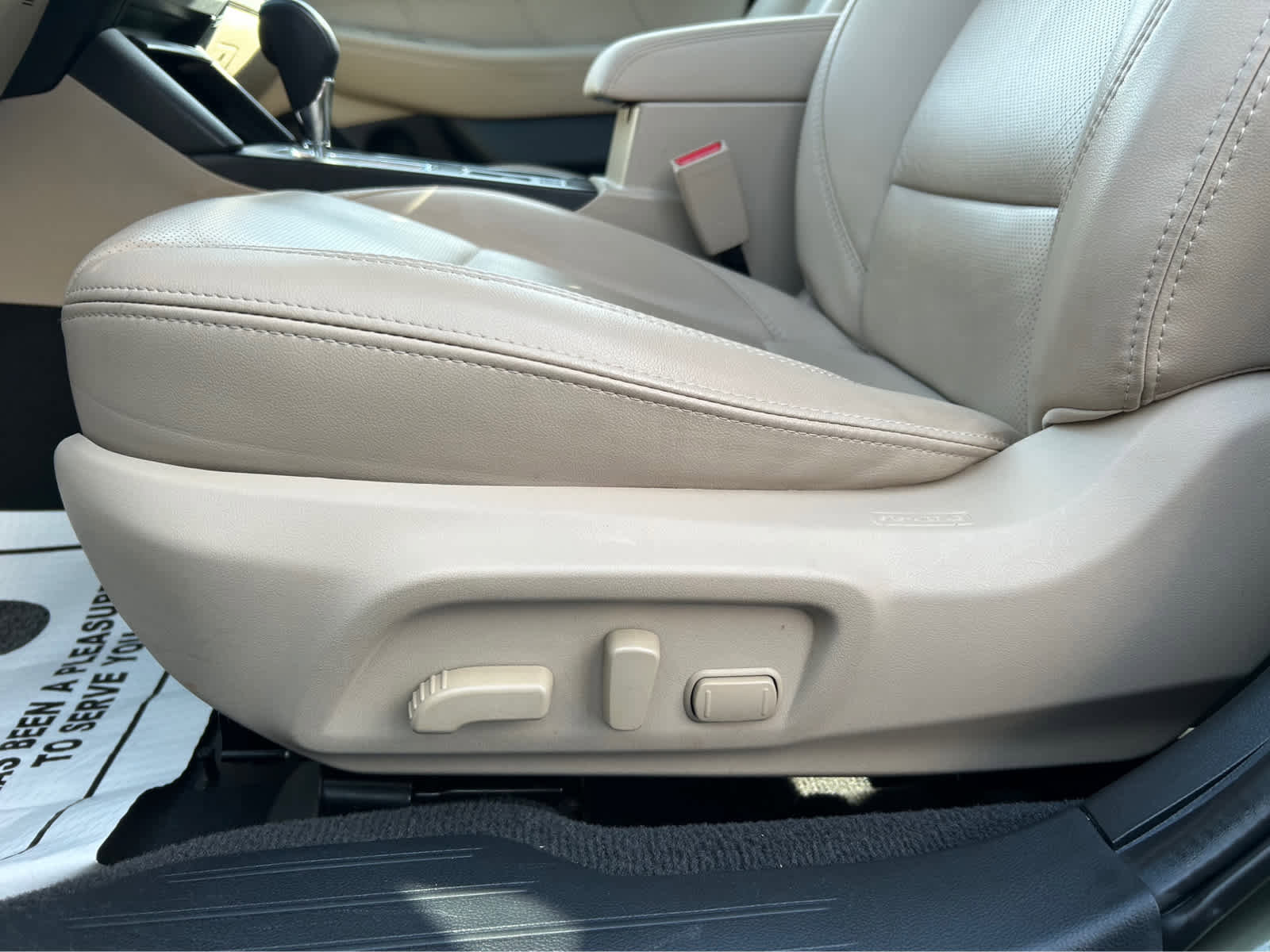 Used 2018 Subaru Outback 2.5i Limited image 11