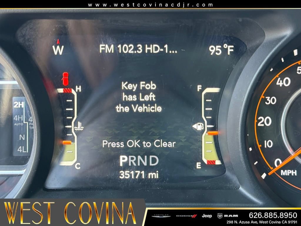 Used 2024 Jeep Wrangler Unlimited Rubicon AWD/4WD image 17