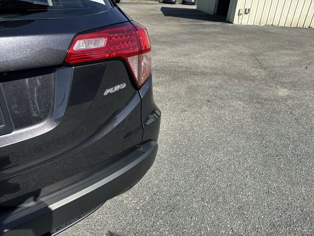 Used 2018 Honda HR-V LX image 33