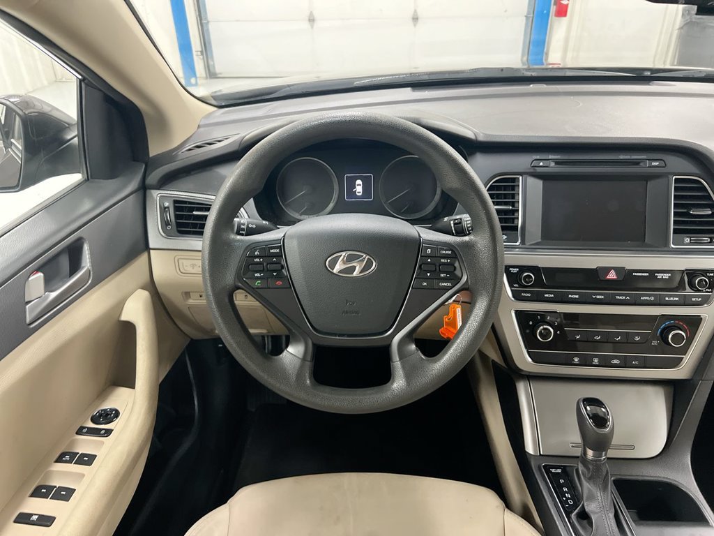 Used 2016 Hyundai Sonata SE FWD image 11