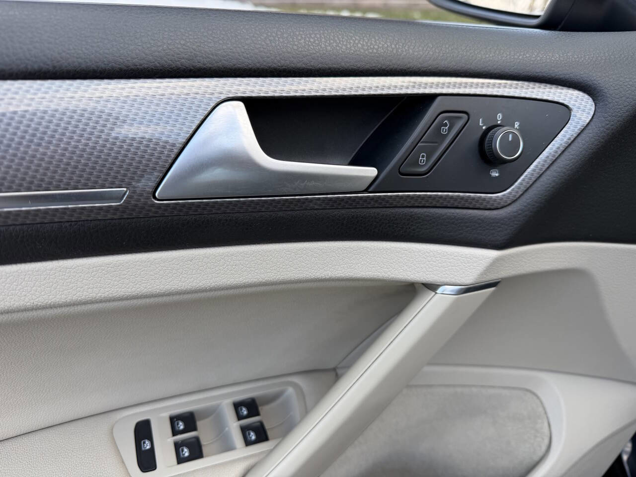 Used 2019 Volkswagen Golf Alltrack S image 13