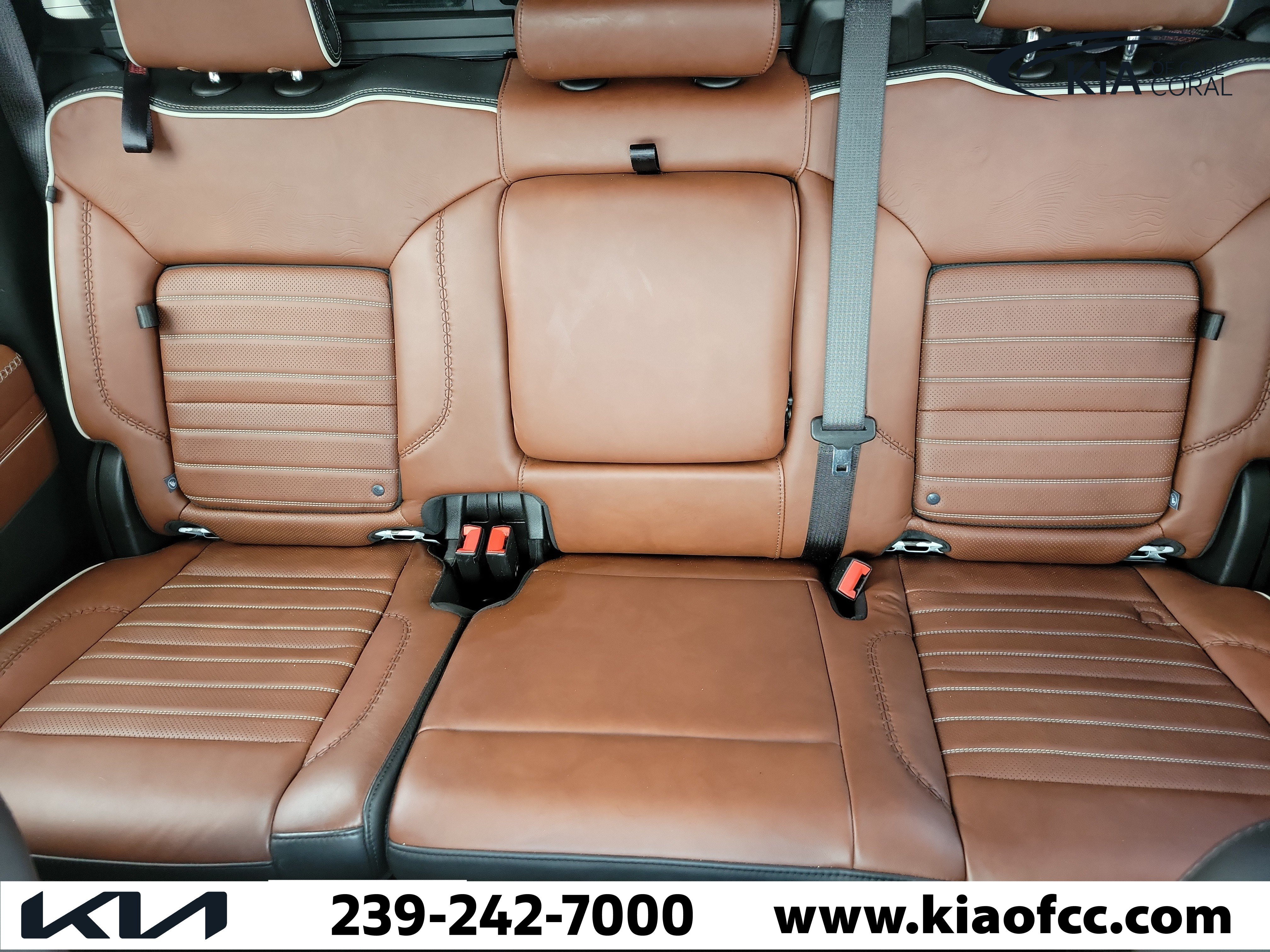 Used 2024 GMC Sierra 3500 Denali Ultimate AWD/4WD image 30