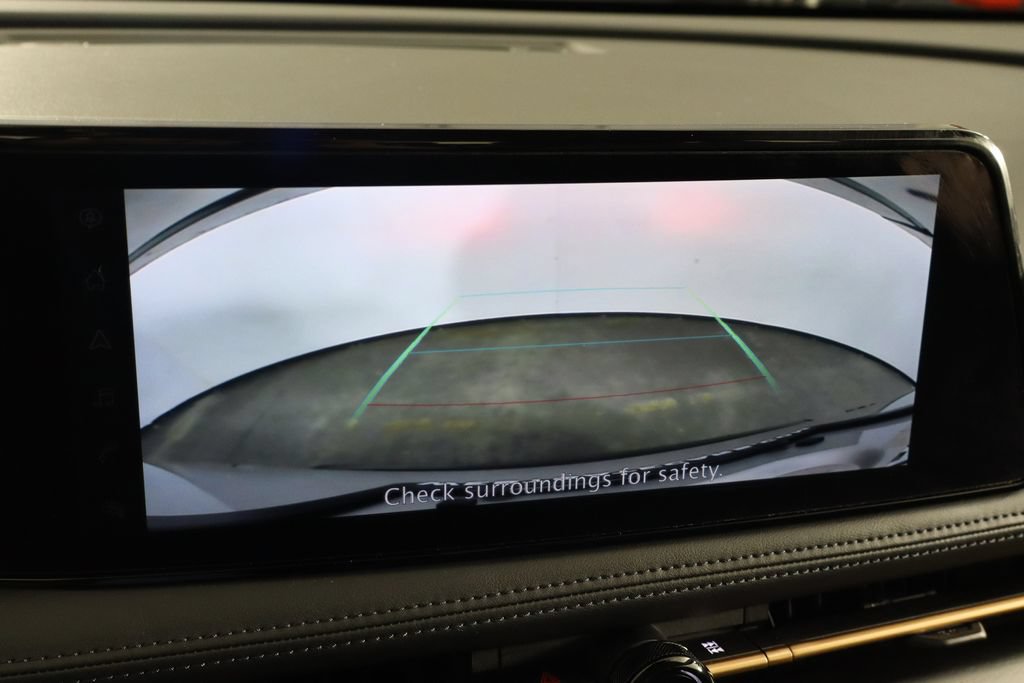 Used 2024 Nissan Ariya AWD image 39