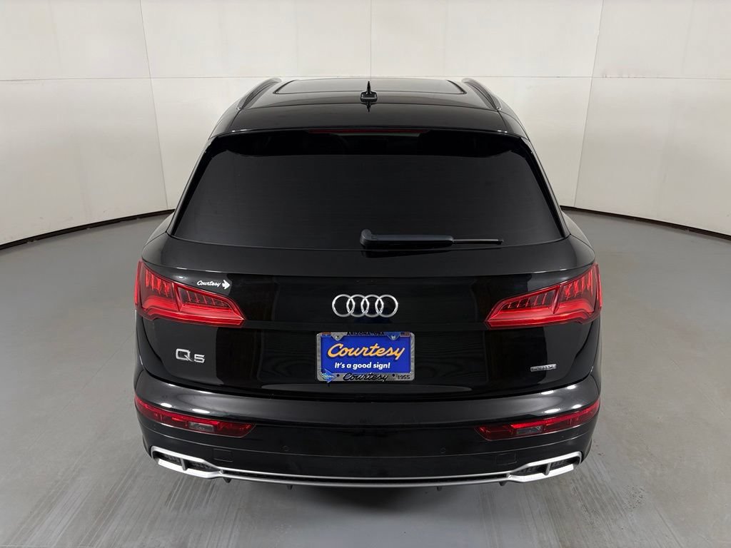 Used 2020 Audi Q5 e Premium Plus w/ Premium Plus Package AWD/4WD image 7