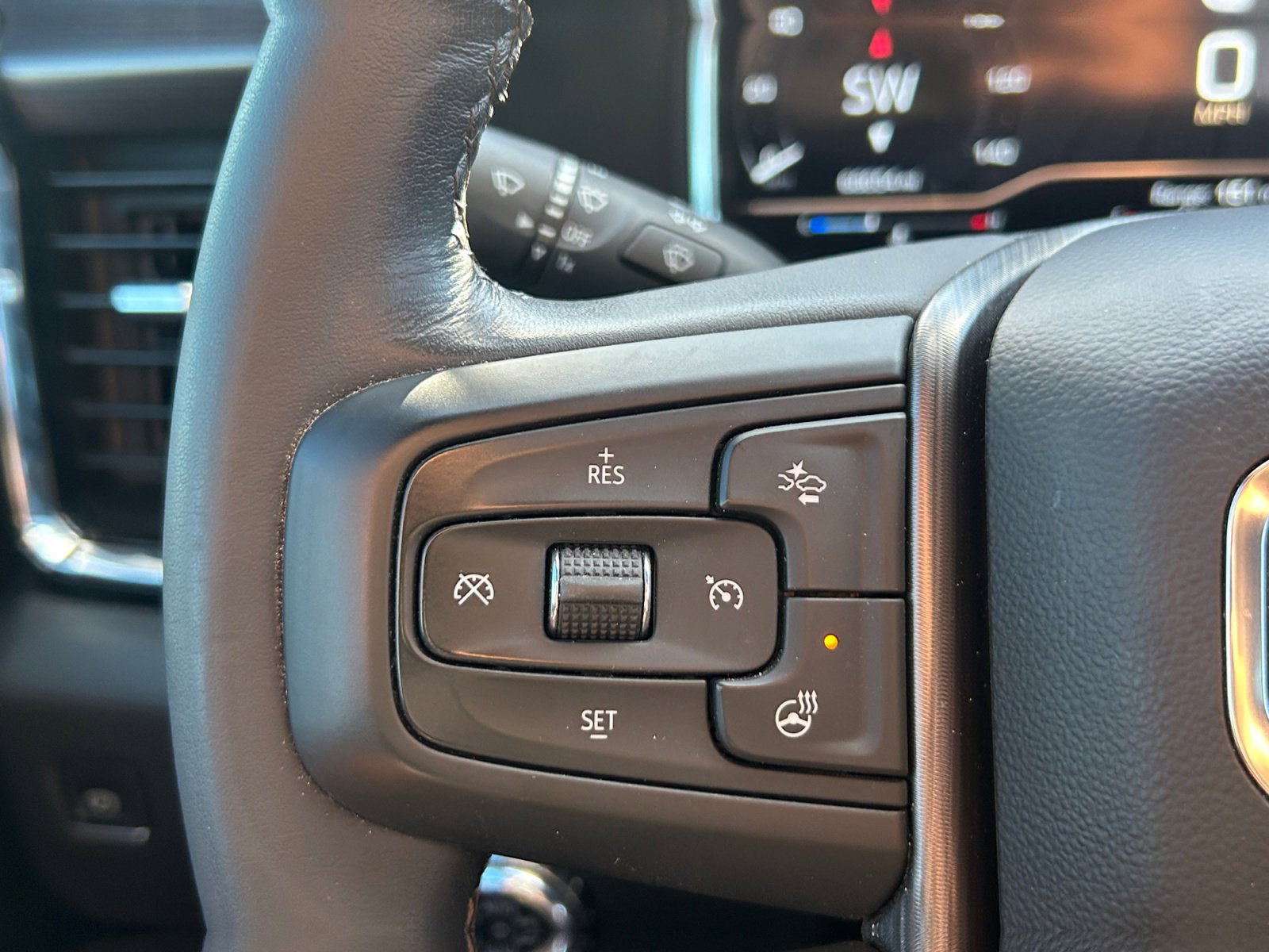 Used 2024 GMC Sierra 3500 Denali Ultimate image 26