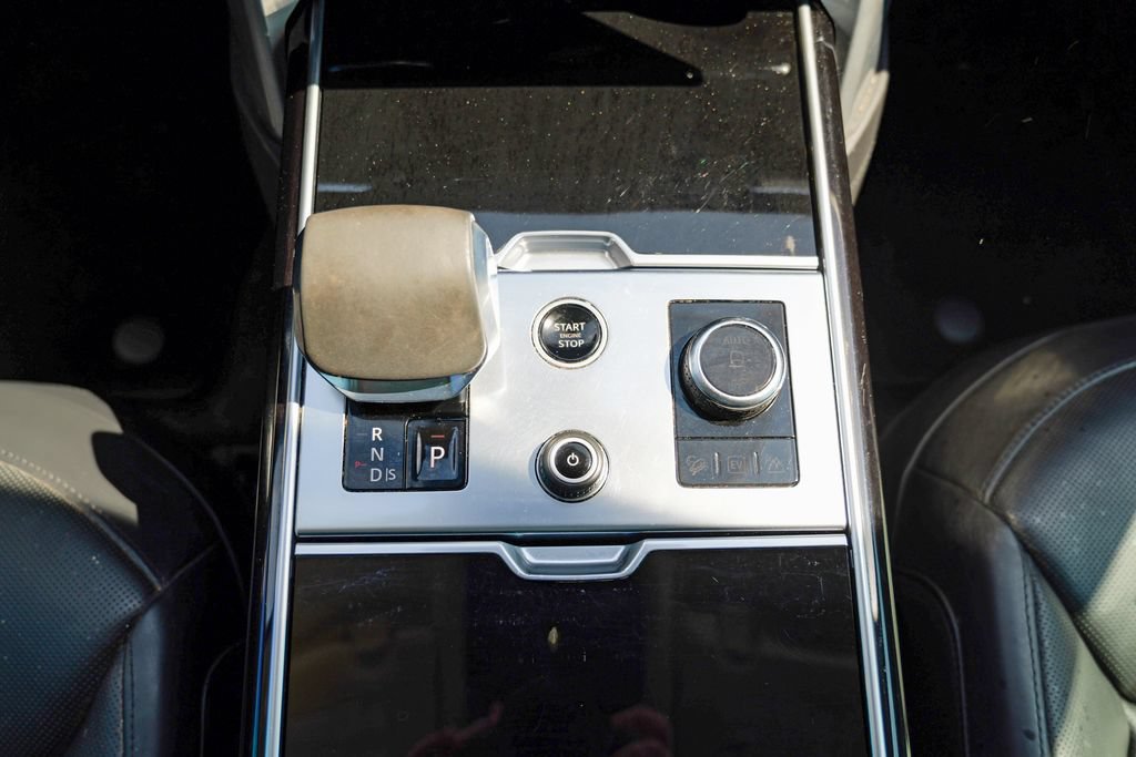 Used 2023 Land Rover Range Rover Autobiography AWD/4WD image 49
