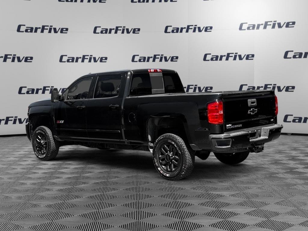 Used 2017 Chevrolet Silverado 2500 LTZ w/ Midnight Edition AWD/4WD image 3