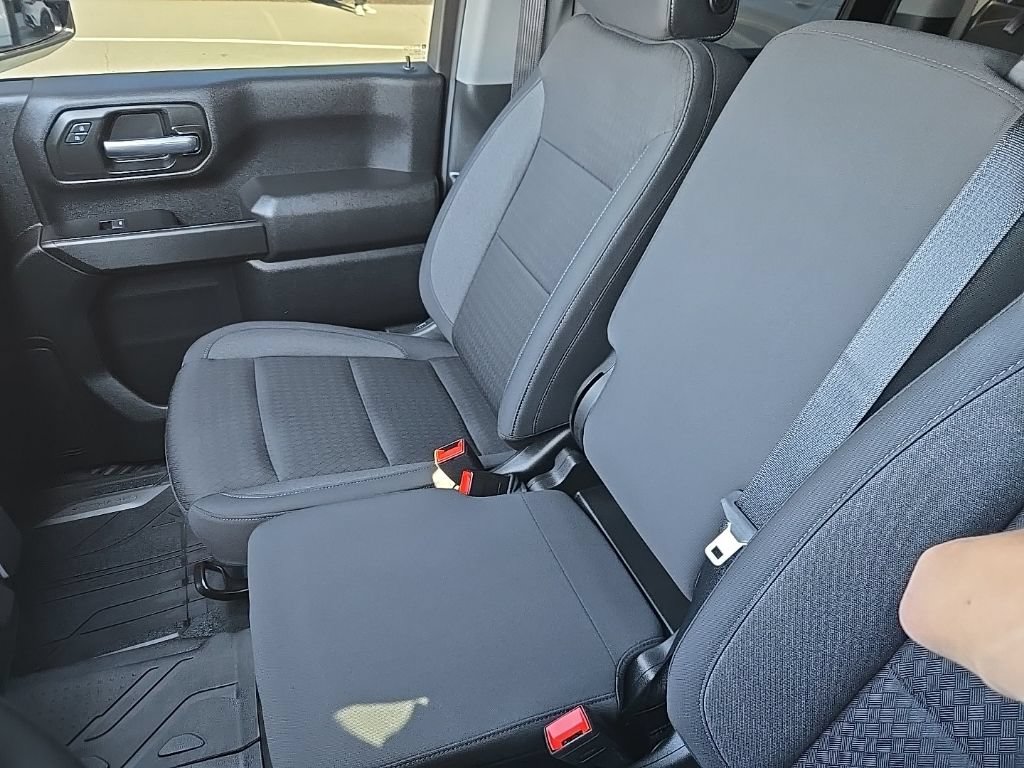 Used 2024 Chevrolet Silverado 2500 Custom w/ Custom Value Package AWD/4WD image 39
