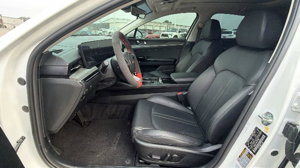 Used 2025 Kia K5 EX FWD image 12