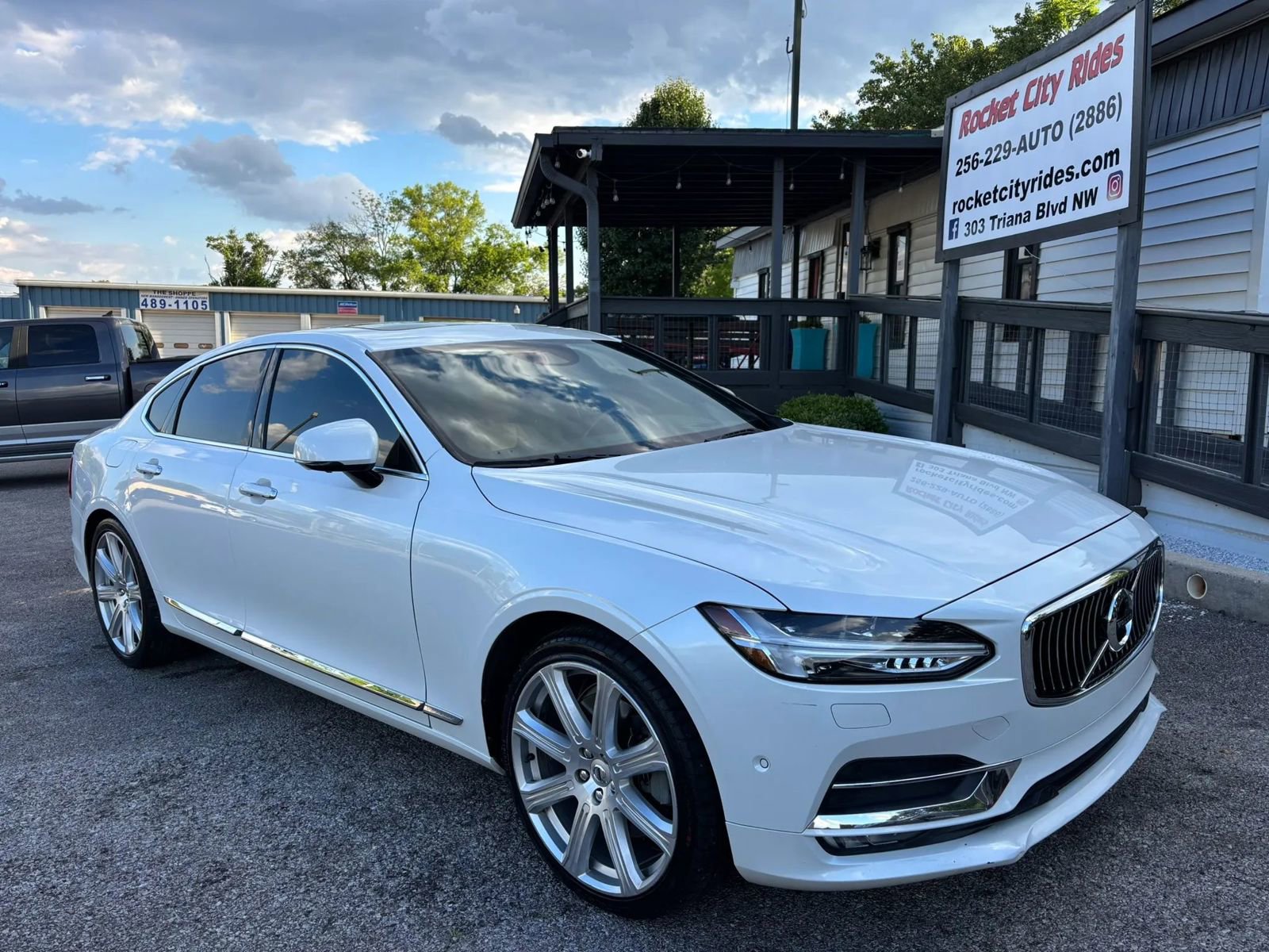 Used 2017 Volvo S90 T6 Inscription w/ Vision Package