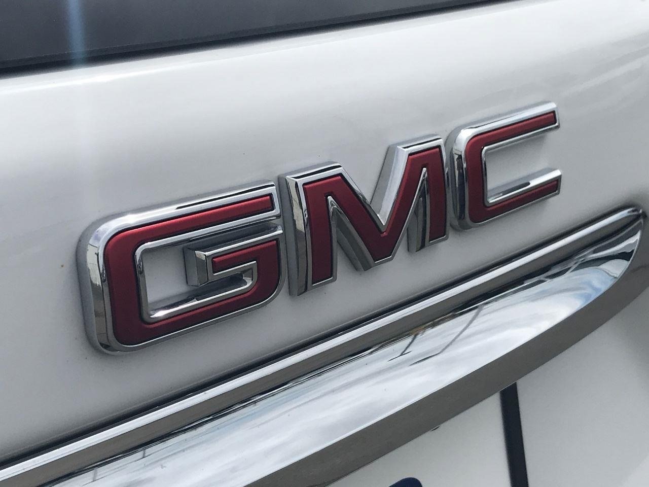 Certified 2024 GMC Terrain SLE w/ Driver Convenience Package AWD/4WD image 64