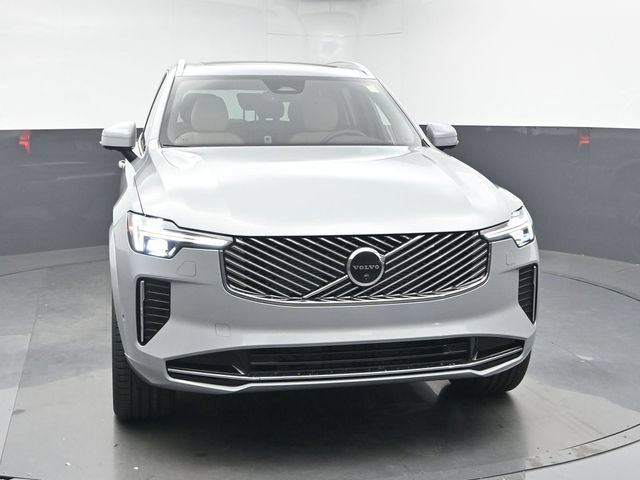 New 2026 Volvo XC90 B5 Plus w/ Protection Package Premier AWD/4WD image 2