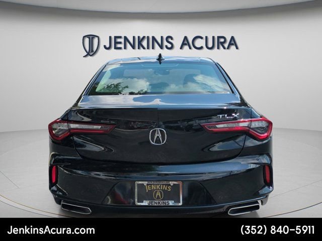 Used 2023 Acura TLX image 7